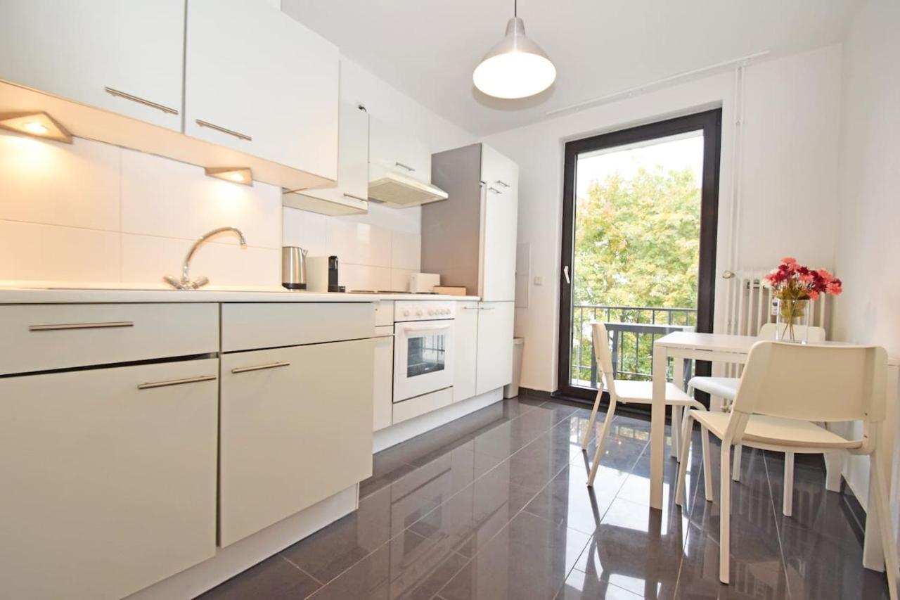 Apartment Air 1